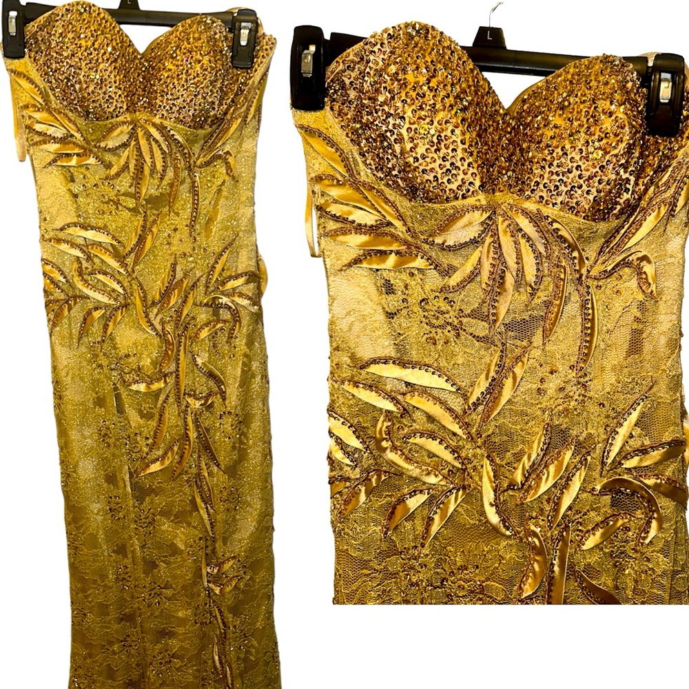 Selling size small prom dress gold with lots of lace and details